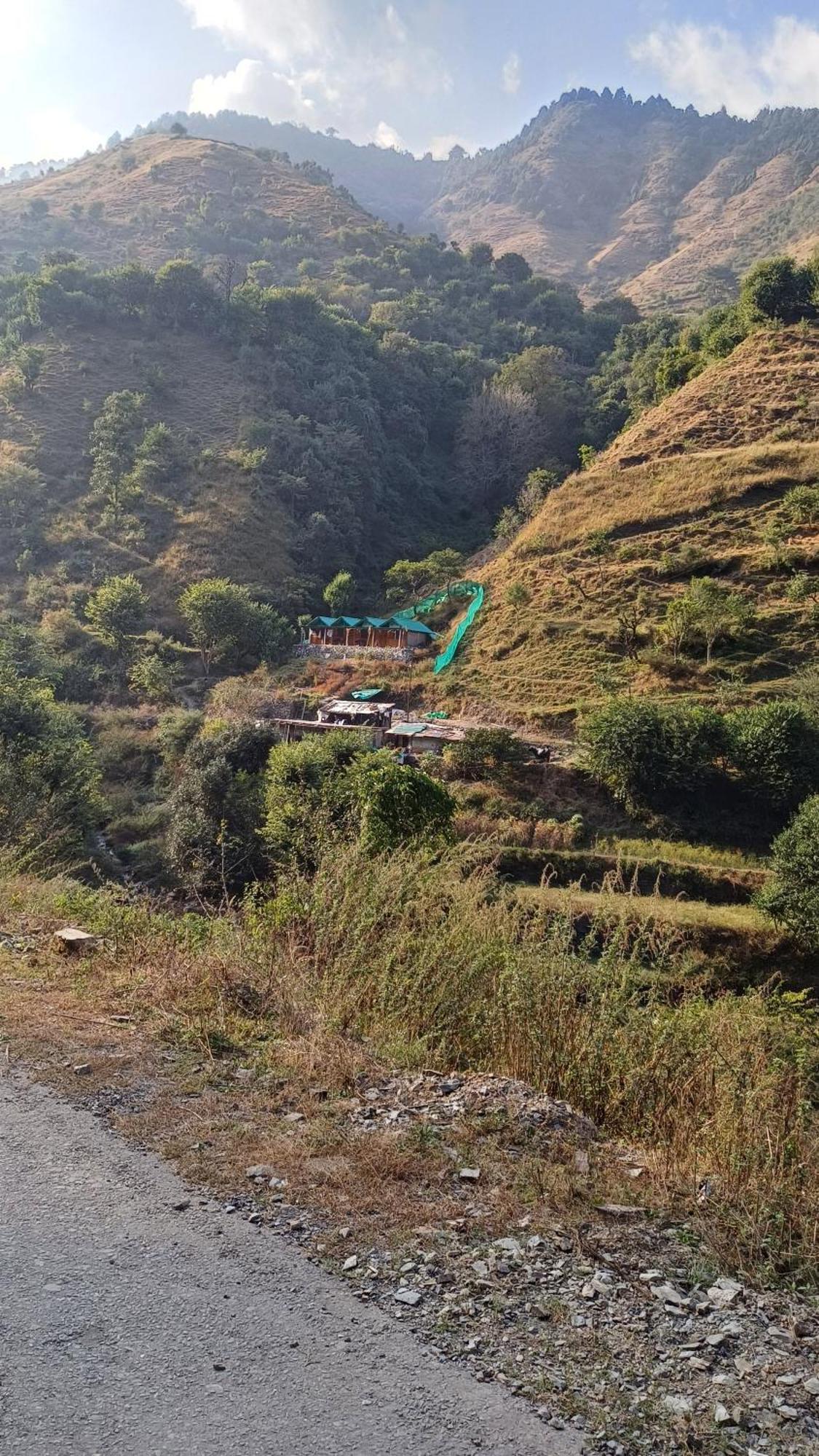 Sarthak Niwas And Homstay Chakrāta Exterior photo